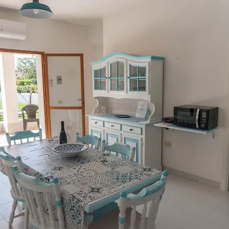 Casa Ilaria Calaliberotto شقة كالا ليبيروتو